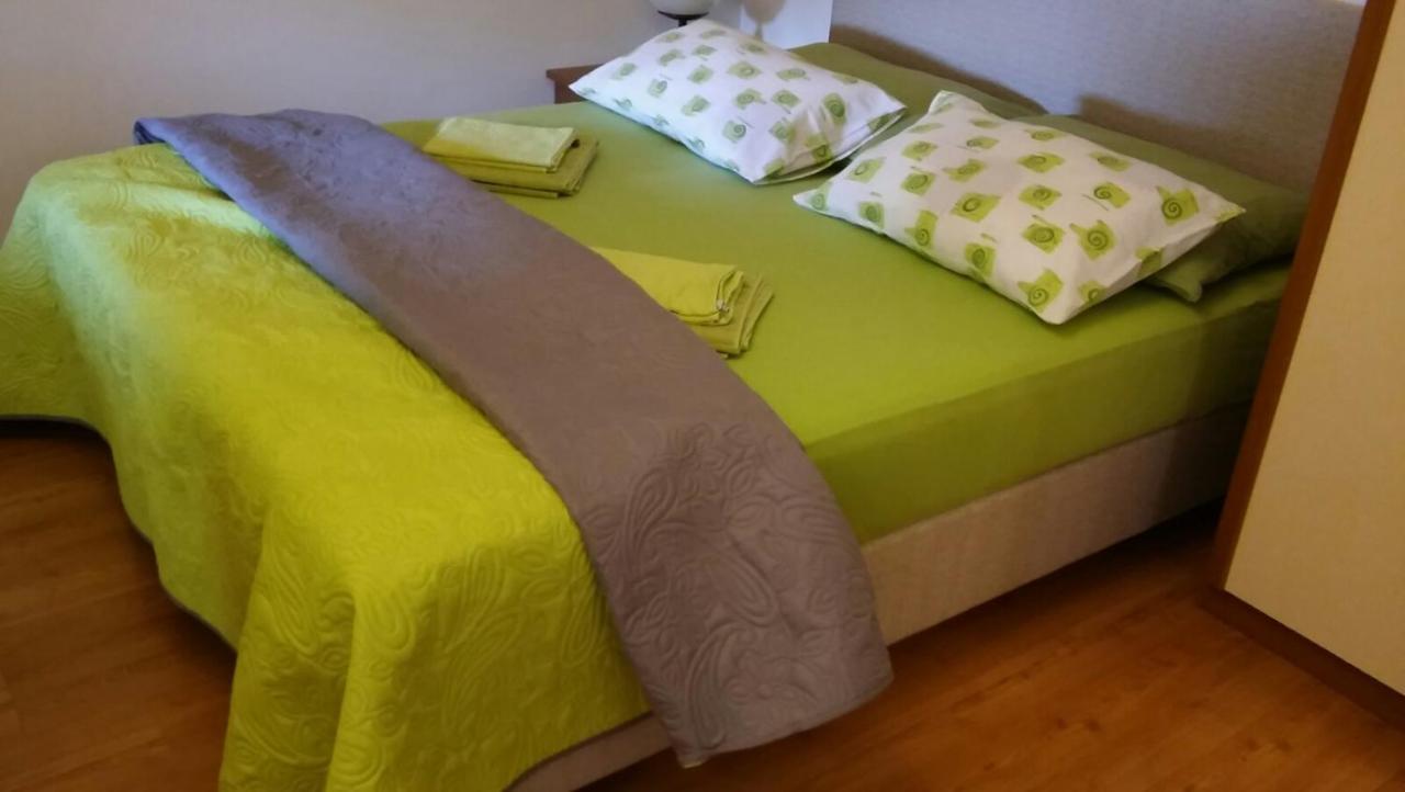 Apartmani Lea Jadranovo Luaran gambar